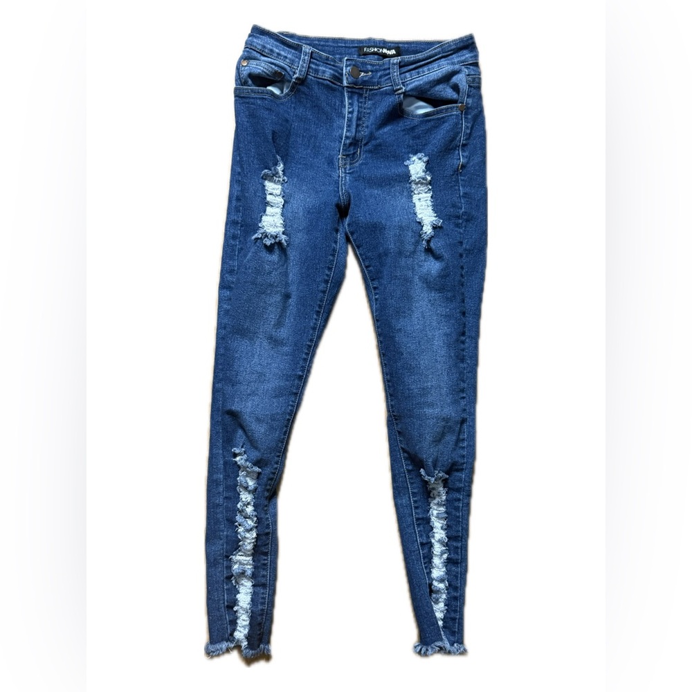Fashion Nova Distressed Skinny Jeans – Dark Wash Stretch Denim (Size 9/10)